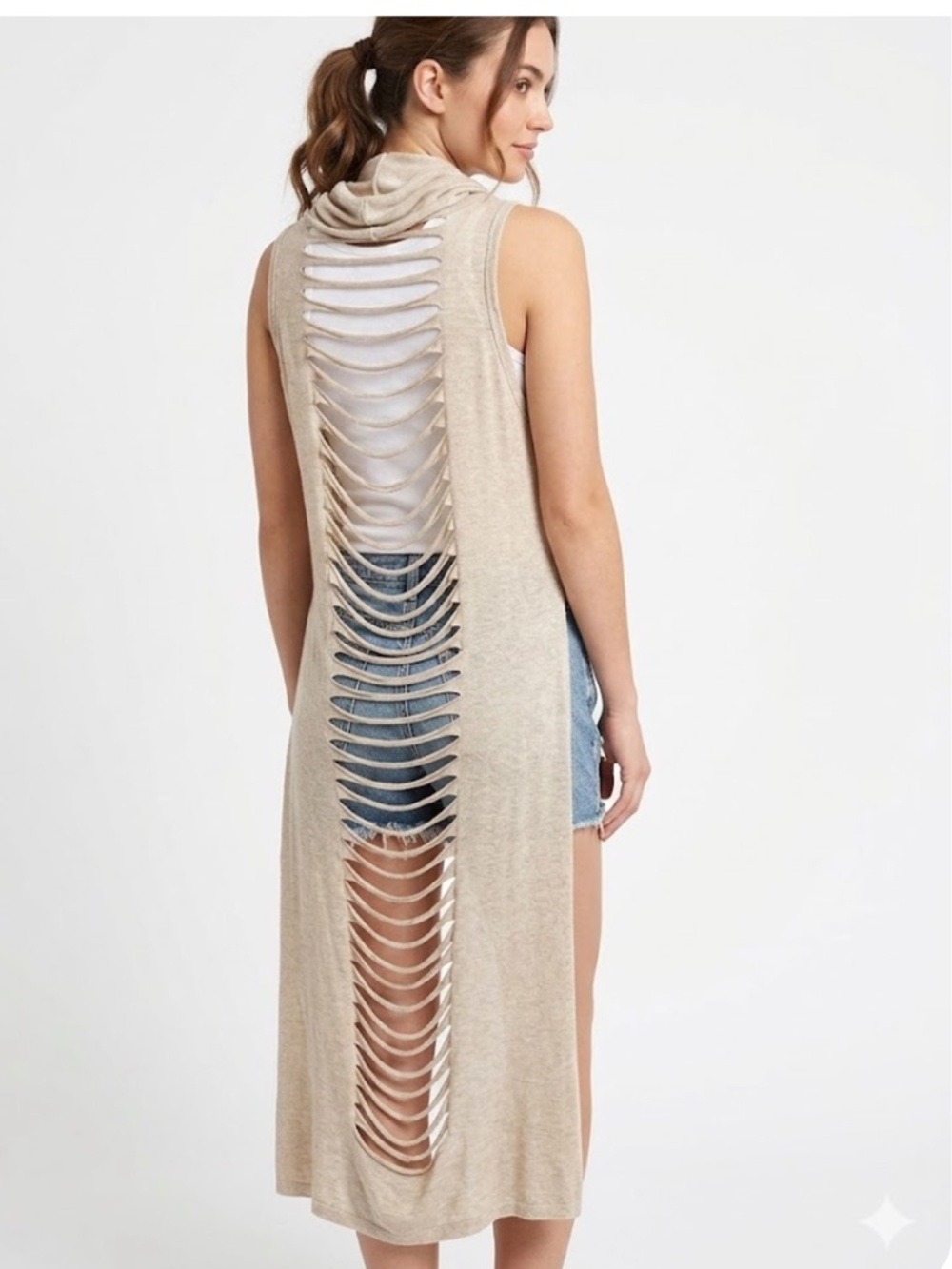 Shawl Dawls Slitback Convertible Shawl in Heathered Oatmeal - One Size Fits Most
